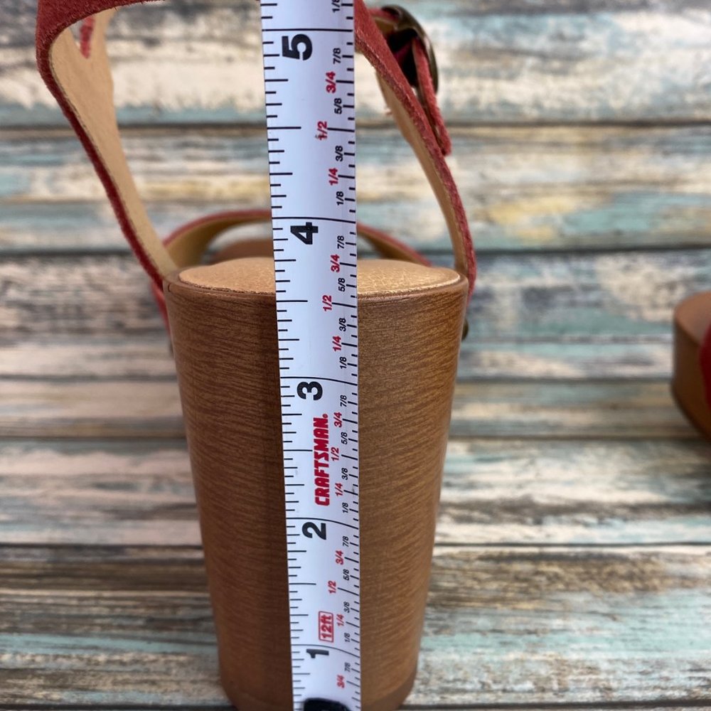Lucky Brand Zashti Wedge Sandals Size 7.5M Currant Red Suede Womens - Picture 12 of 12
